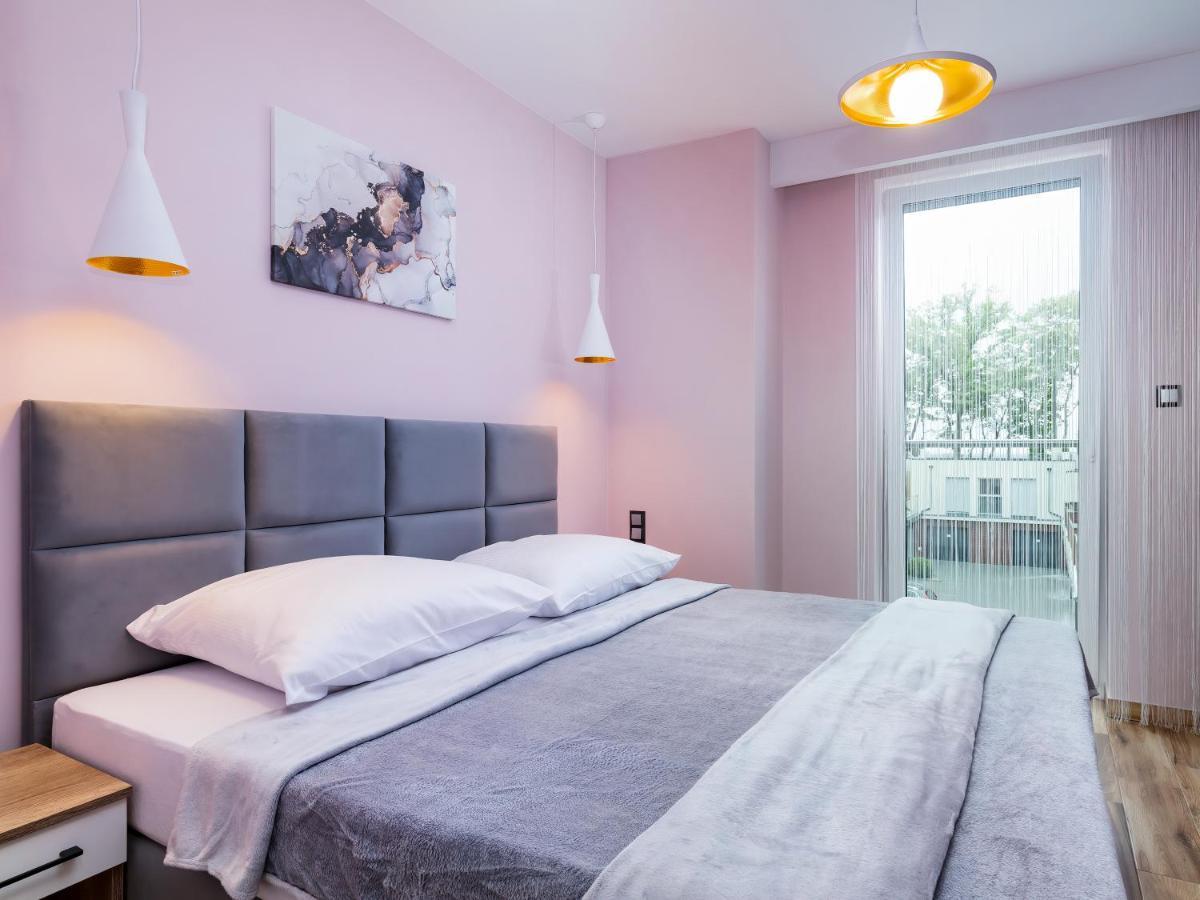Apartament Porto Santa Rewales Екстер'єр фото